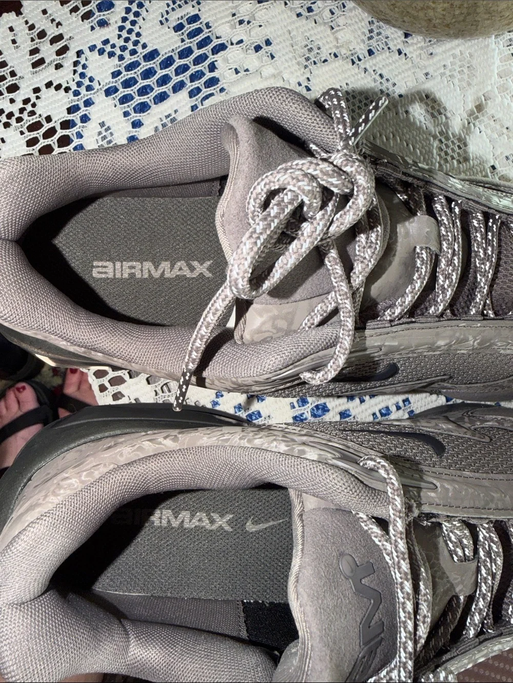 Nike Air Max Craze Women’s 9.5/Men’s 8 Tonal Taupe/Gray.